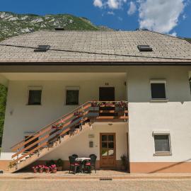 Apartma pod Rožem