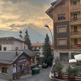 Two Bedroom Apartment in the middle of centre, hotel in Sauze d'Oulx