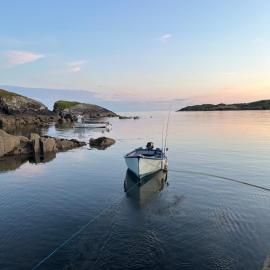 Luxurious large West Cork property with seaviews, hotel in Skibbereen