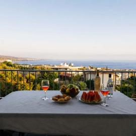 Panoramic Sunset Sea View, Pool, Near Coral Bay, hotel sa Peyia