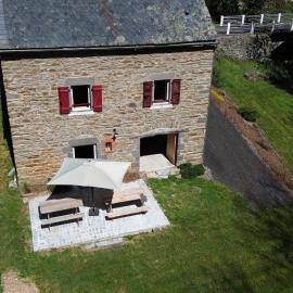 Gite l'Entre Deux O', Hotel in Blesle