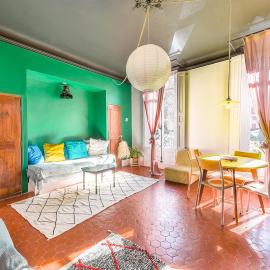 Cool charming appartment in historic forcalquier