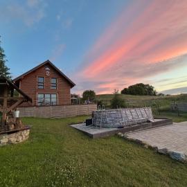 Woodstock, hotel em Krajnik Dolny