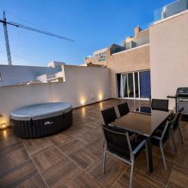 Exclusive Penthouse Jacuzzi Rooftop San Julian