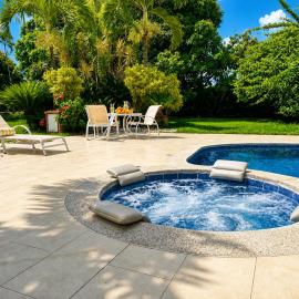 Villa de lujo a 20 mins Buga con Piscina privada, Jacuzzi y BBQ, hotelli kohteessa Guacarí