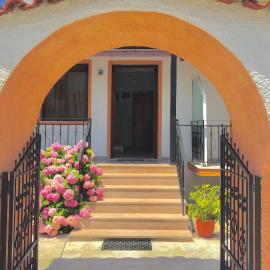 Villa Xenia, viešbutis mieste Ammoudia