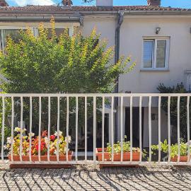 Lovely Apartment In Jusici With Wifi, готель у місті Jušići
