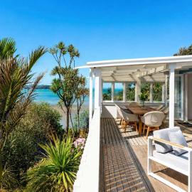 Bluebelle - Stay Waiheke, Hotel in Oneroa