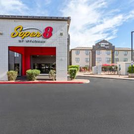 Super 8 by Wyndham Mesa Gilbert, hotel em Mesa
