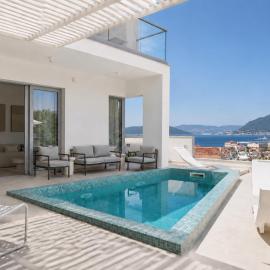 White Pearl Villa