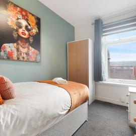 4BR Mitchell Street Apartment Sleeps 6 by Stay With Us, hotel en Shield Row