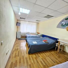 Tik-Tak Mini-Hotel، فندق في تشيركاسي