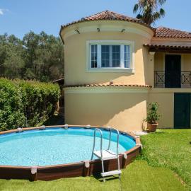 Eleas Gi Villa โรงแรมในวิตาลาเดส