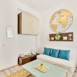 LemonTree-Air conditioning-Near the station