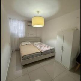 בית הארחה דורי 6, hotel in H̱olon