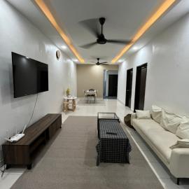 Damai Guest House with Wi-Fi, Netflix