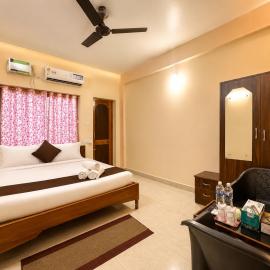 Hotel Bay Inn Puri Near Sea Beach - Parking Facility, hotel u gradu 'Puri'