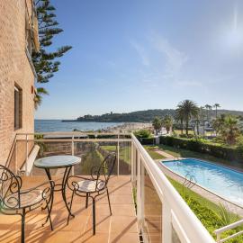 Mora Beach, hotel a Tarragona