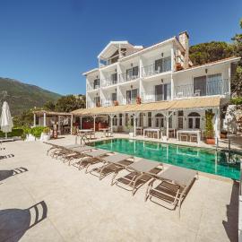 Arpia Hotel