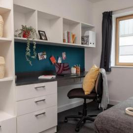 Fitzroy Court near Luton Airport, hotel in Luton