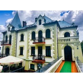 Pensjonat Zamek Dersława, hotel in Busko-Zdrój