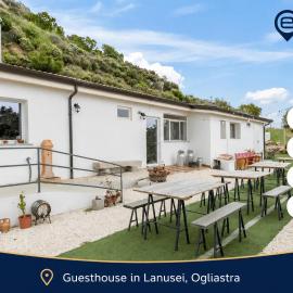 Estay - Sa Stadda, hótel í Lanusei