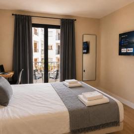 Hotel San Vicente - Centro Playa, hotel sa Conil de la Frontera