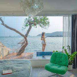 White Beachfront Pool Villa Koh Larn, hotel en Koh Larn