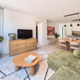 1 bedroom apartment with free parking