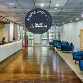 Blue Orange Resort, hotel a Praga