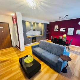 Elegant Apartments in the historic center, отель в Вербании