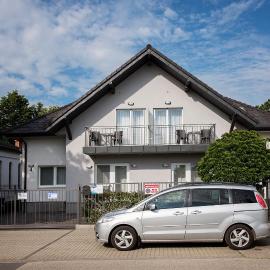 Kikötő Anna Apartmanok, Hotel in Balatonboglár