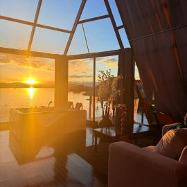 KAY PACHA LODGE Uros, hotelli kohteessa Puno