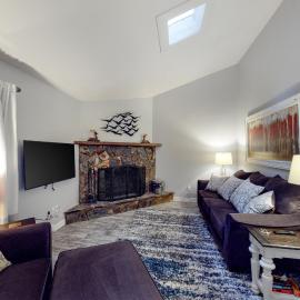 Cozy Mountain Townhome
