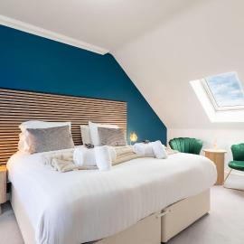 Hot Tub - Parking - Edinburgh Shawfair-Nr Hospital