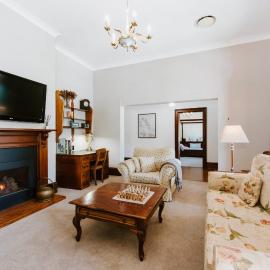 Cawarra on the Park - Historic Mudgee Grandeur