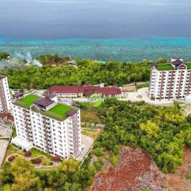 Elegant Condo in Panglao w Balcony & Pool, hótel í Panglao City