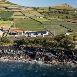 Casa do Forte Seaside House in the Azores, hotel in Porto Martins