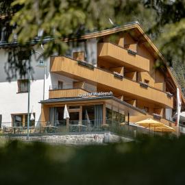 Gasthof Waldesruh – hotel w mieście Oetz