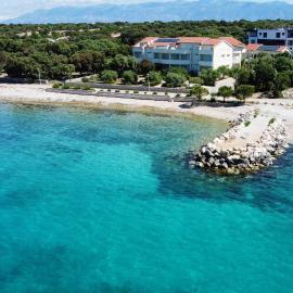 Lili Rose Mandre - Pool & Sea View, Family Apartments, 70m to Beach, מלון במאנדרה