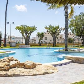 Bungalow Pink Boho, hotel in Orihuela Costa