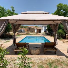 Mas de Paco, Chimenea, barbacoa y piscina