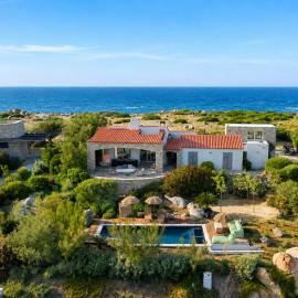 Marine de Davia sea access away Swimming pool