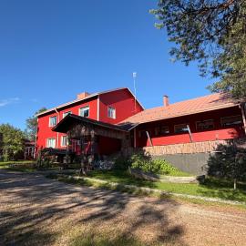 Hotel Korpikartano, ξενοδοχείο σε Inari