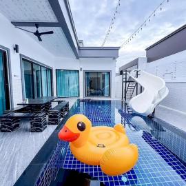 Sunday Villa Green Mellow Pattaya