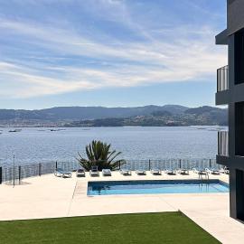Apartamentos Miramar Playa, hotel in Raxó