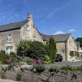 Pettifers Freehouse Hotel, hotel in Crudwell