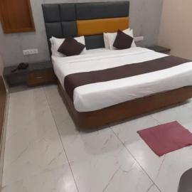 Hotel Purushottam