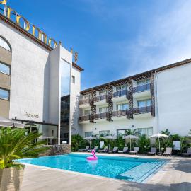 Promotel: Carros şehrinde bir otel