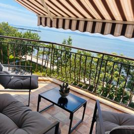 Blue Horizon Pomorie - Sea View Apartment